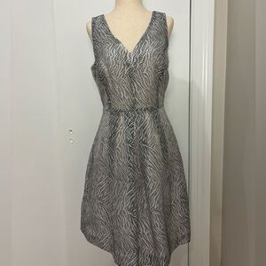 Banana Republic Black and white print dress size 6